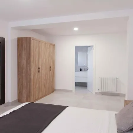 Conchin Casa Junto A Parque Natural *